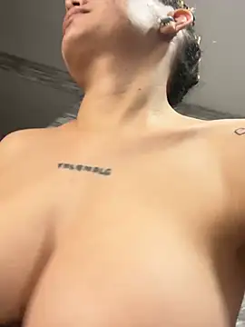 alaia_princess live webcam show