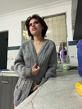 Eva_Feller69