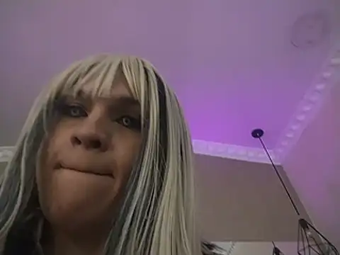 kimCosseyy webcam