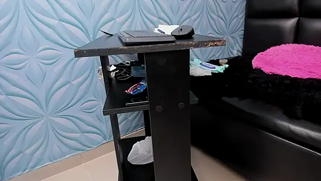 Mature_Skinny webcam