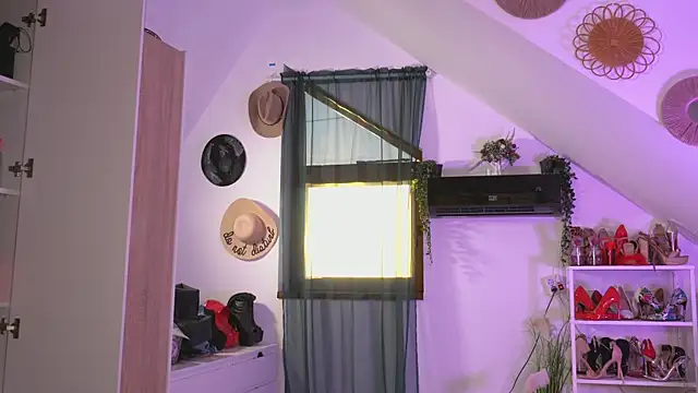Amaliamour live webcam show