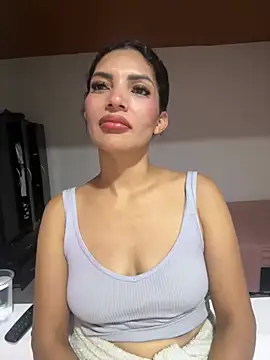 alisson__hot (F milf) - oil on my buttocks