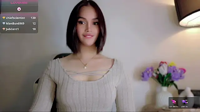 Anna_HollyDoll's room