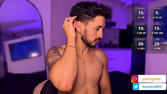 AxelKing1326 live cam