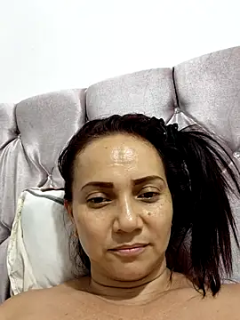 Amanda39 live webcam show