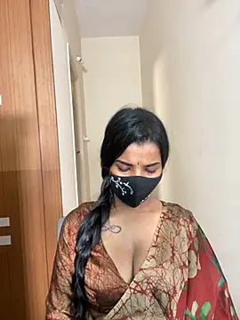 its_ur_flora live cam on StripChat