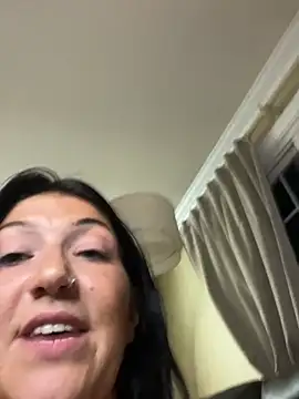 LittleMissEeve live cam