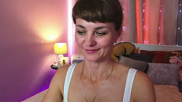 annasimonsj webcam