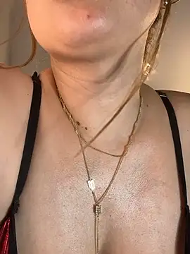Adeline_1 live cam