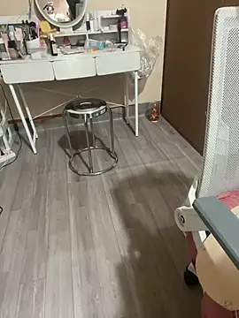 Mina048 webcam