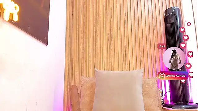 sofhiaa_adaams webcam