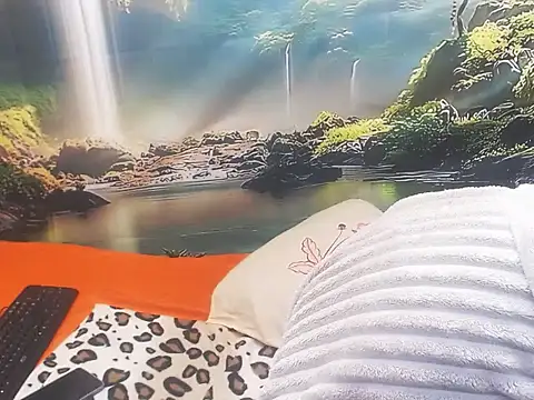 Pretty_miss_devilxxx35 webcam