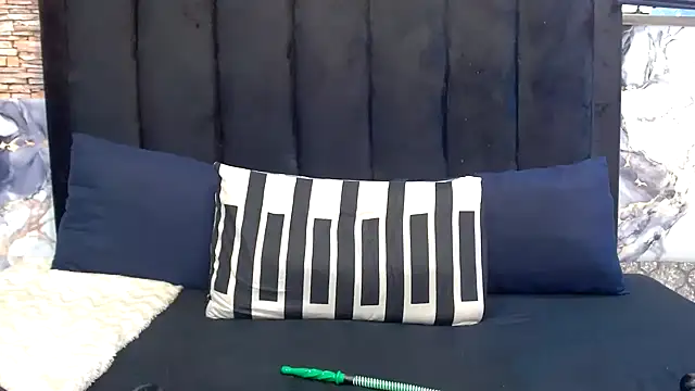 SexyBaddieXXX webcam