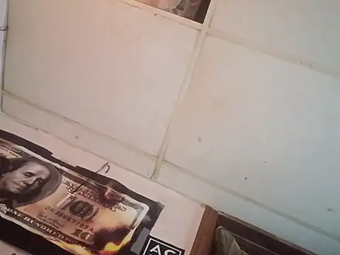 Dubbbetty webcam