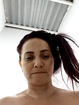 Amanda39 live cam on StripChat