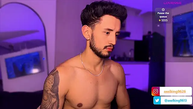 AxelKing1326 webcam