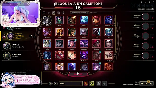 Ahri_Elderwood live cam on StripChat