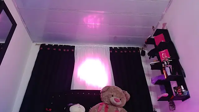 valerii_fox_69 webcam