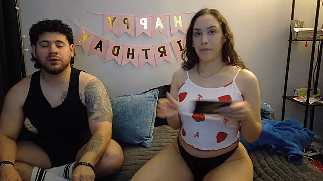 cutiecouple9396 live webcam show