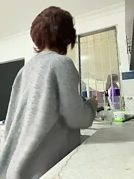 Eva_Feller69