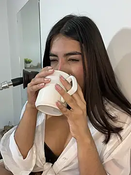 cherry_skinnyy_ webcam