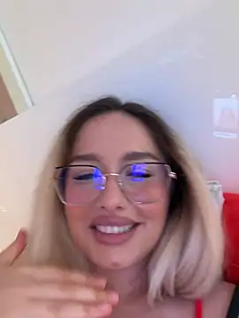 mollyxxx live webcam show