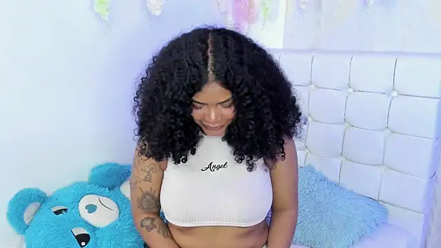 Angel_Belll webcam