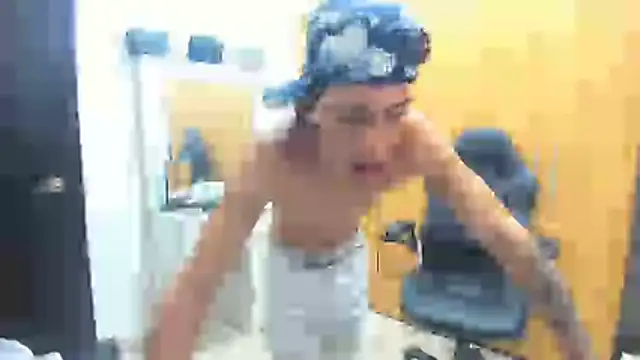 Pride_couple webcam
