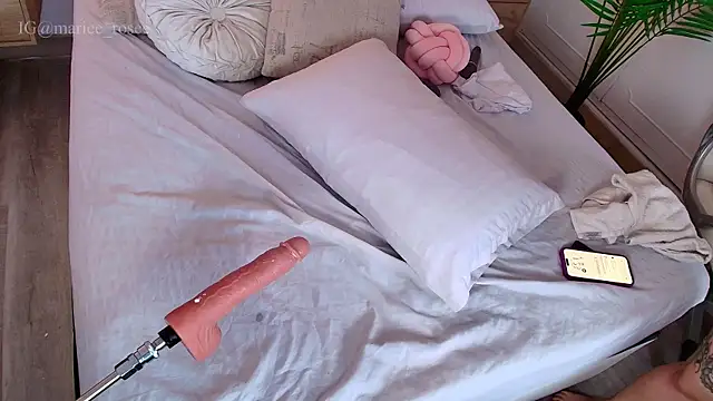 Mariee_rosee webcam