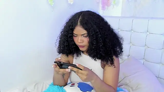 Angel_Belll webcam