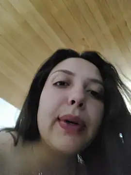 Bella_Karoline