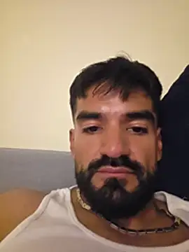piggylatino live cam on StripChat