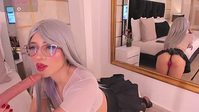 Crystal_Rose__ live cam on StripChat