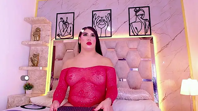 Nina_Strauss webcam
