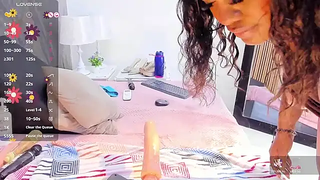 LauraSaenz01 webcam