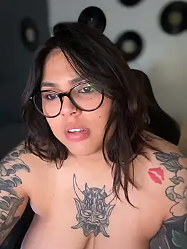 miacanela_xo webcam