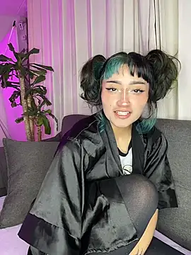 baby_akuma webcam