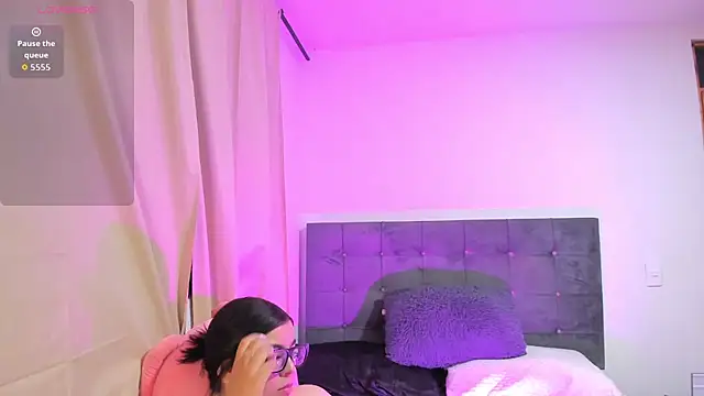 Kylie2211 live cam