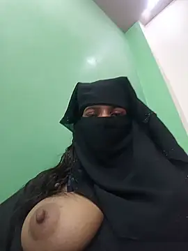 Aafreen_36 live webcam show
