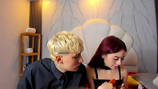 Kenji_n_Rousse live webcam show
