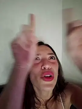 loveuu-bae live webcam show