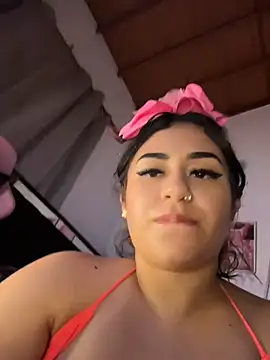 halana_squirts webcam