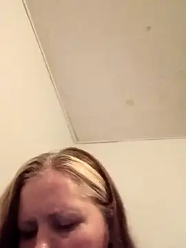 Luciouslesha webcam