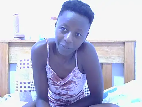 zuhura69 webcam