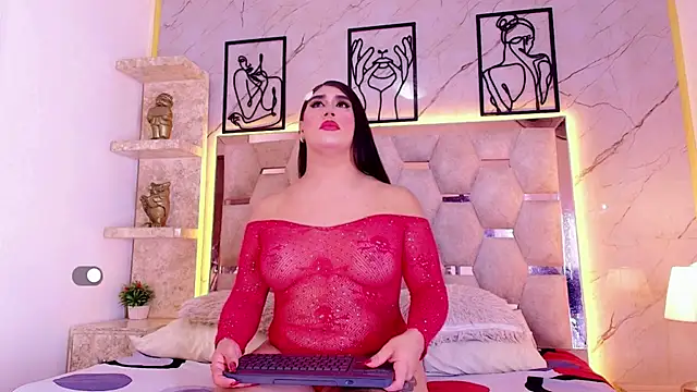 Nina_Strauss webcam