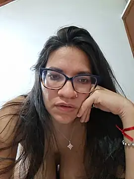Gia-and-Lara live cam