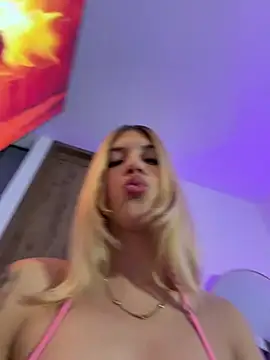 Courtney_gonet webcam