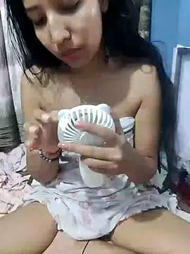 Koziekylie live cam on StripChat