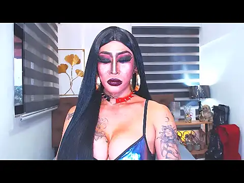 DominateMistressTania webcam