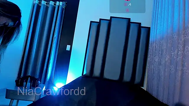 NiaCrawfordd webcam